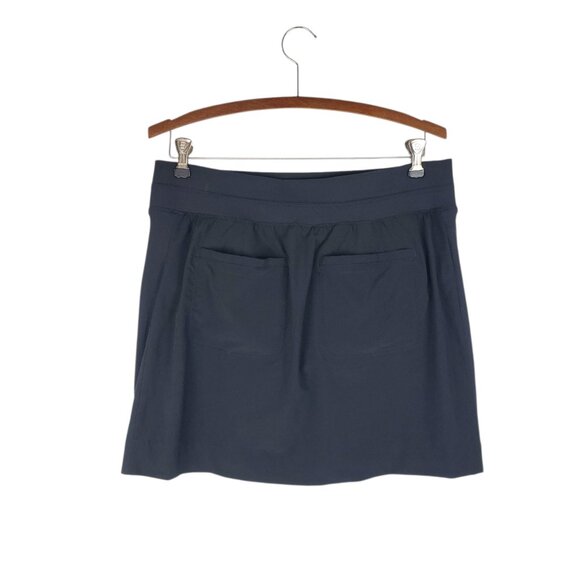Athleta Brooklyn Skort 16" Pull On Black 657678 Minimalist Womens Size 10 - Picture 2 of 8